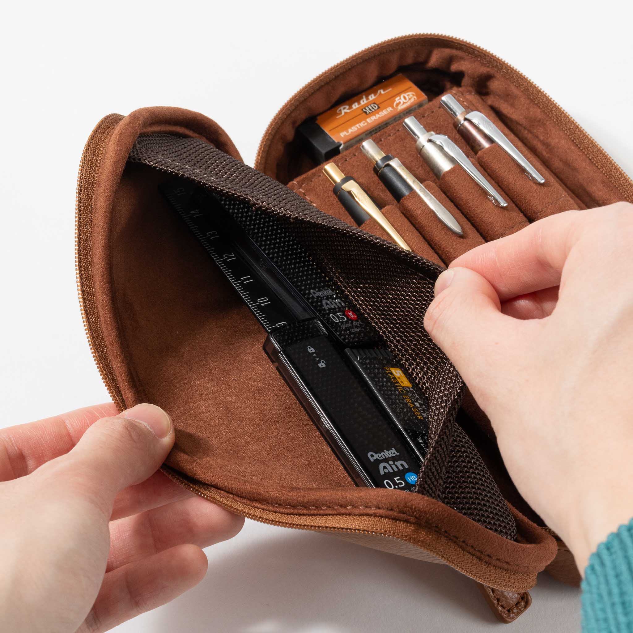 OctFold ペンケースの小物ポケット